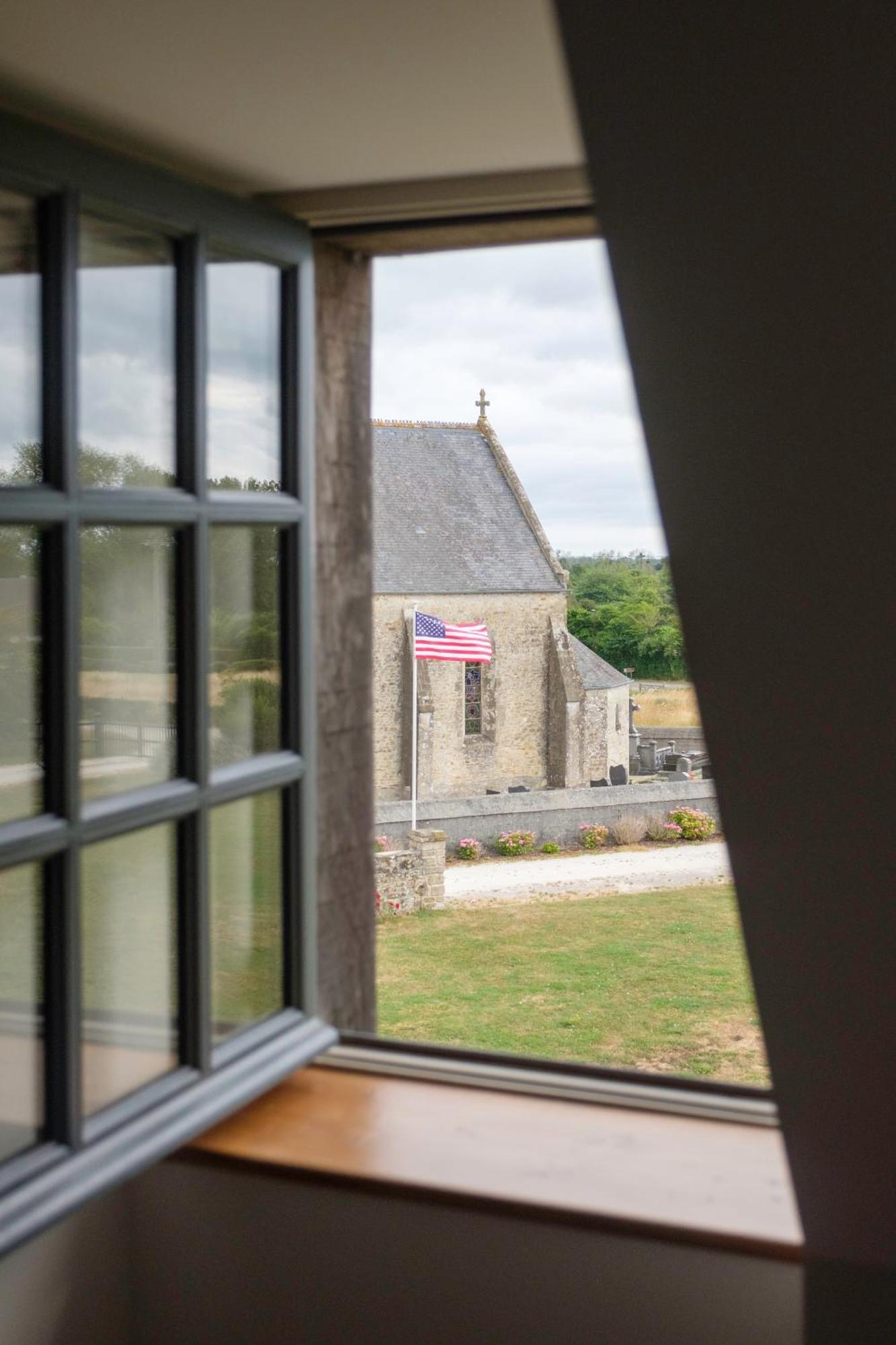 Le Domaine De Ravenoville - Pierres D'Histoire Экстерьер фото